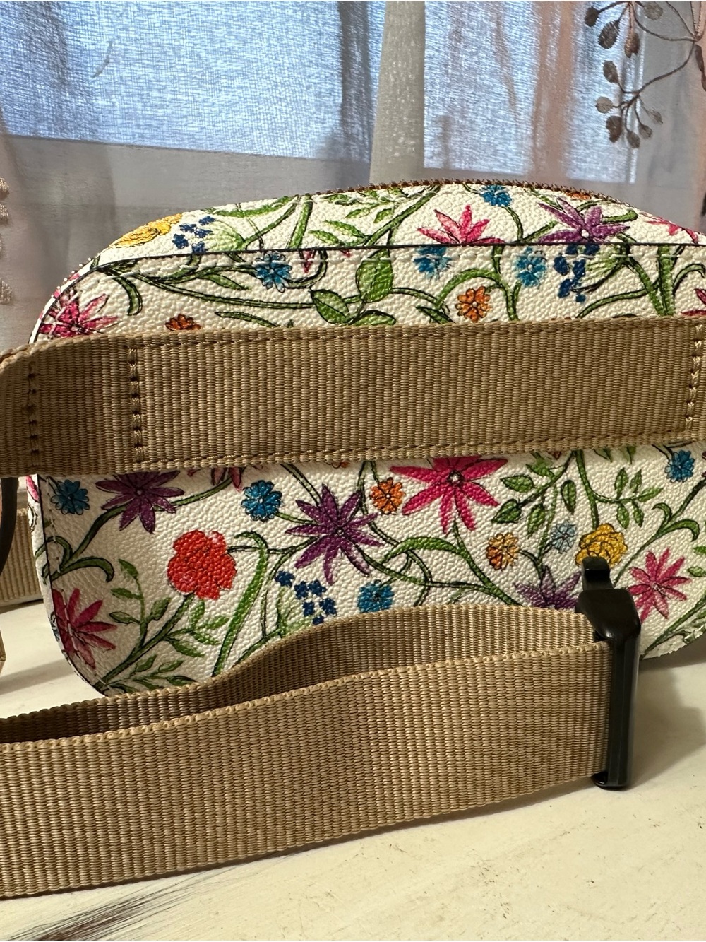 Dooney & Bourke White Wildflower Floral Coated Canvas Belt Bag - Picture 2 of 12
